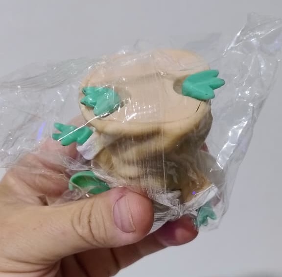 Baby Yoda Star Wars 8cm - Imagem 2